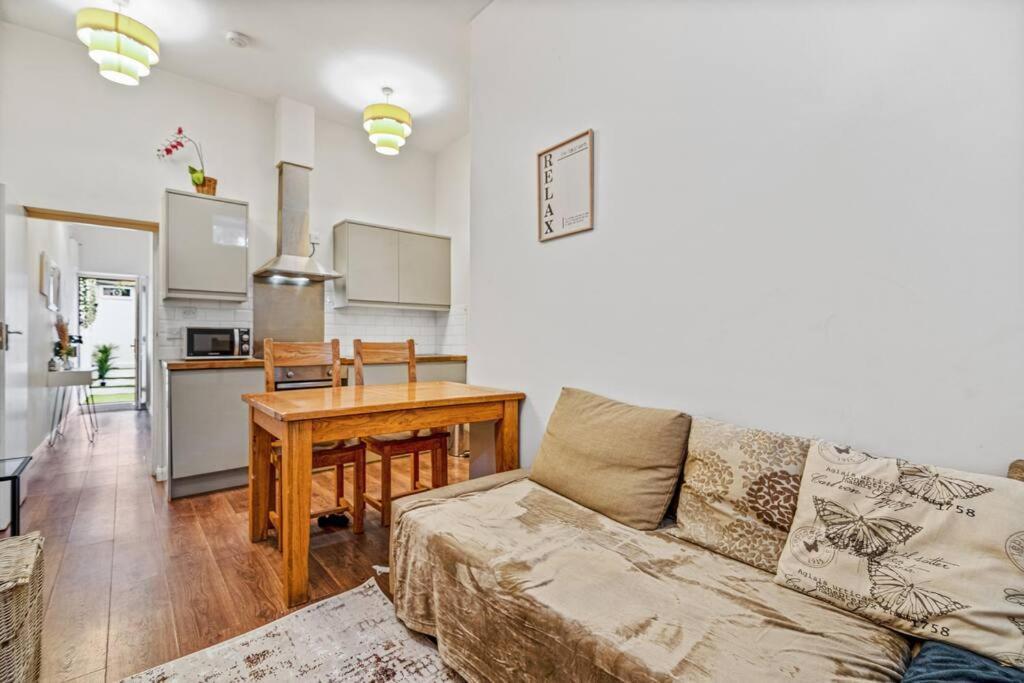 Two Bedroom With Patio Close To Hyde Park Ed4 London Kültér fotó